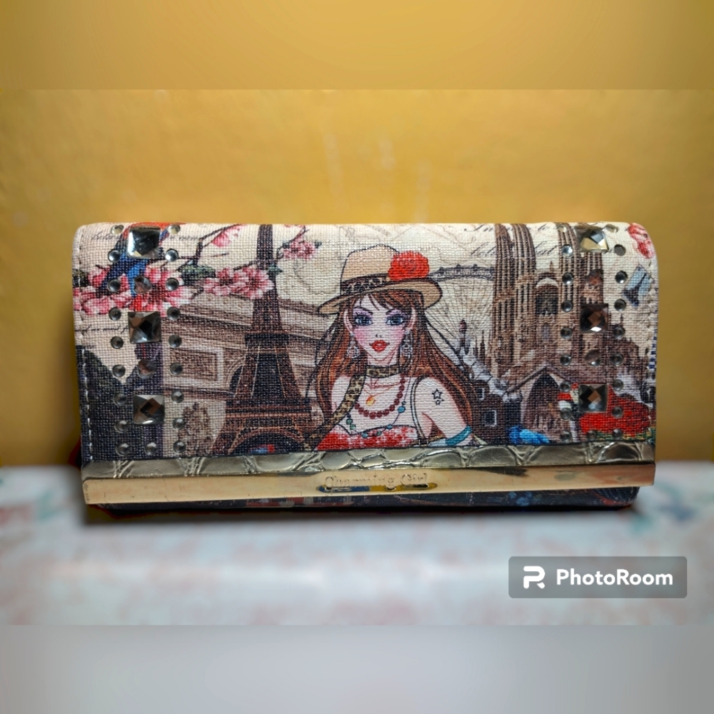 Charming Girl Trifold Wallet